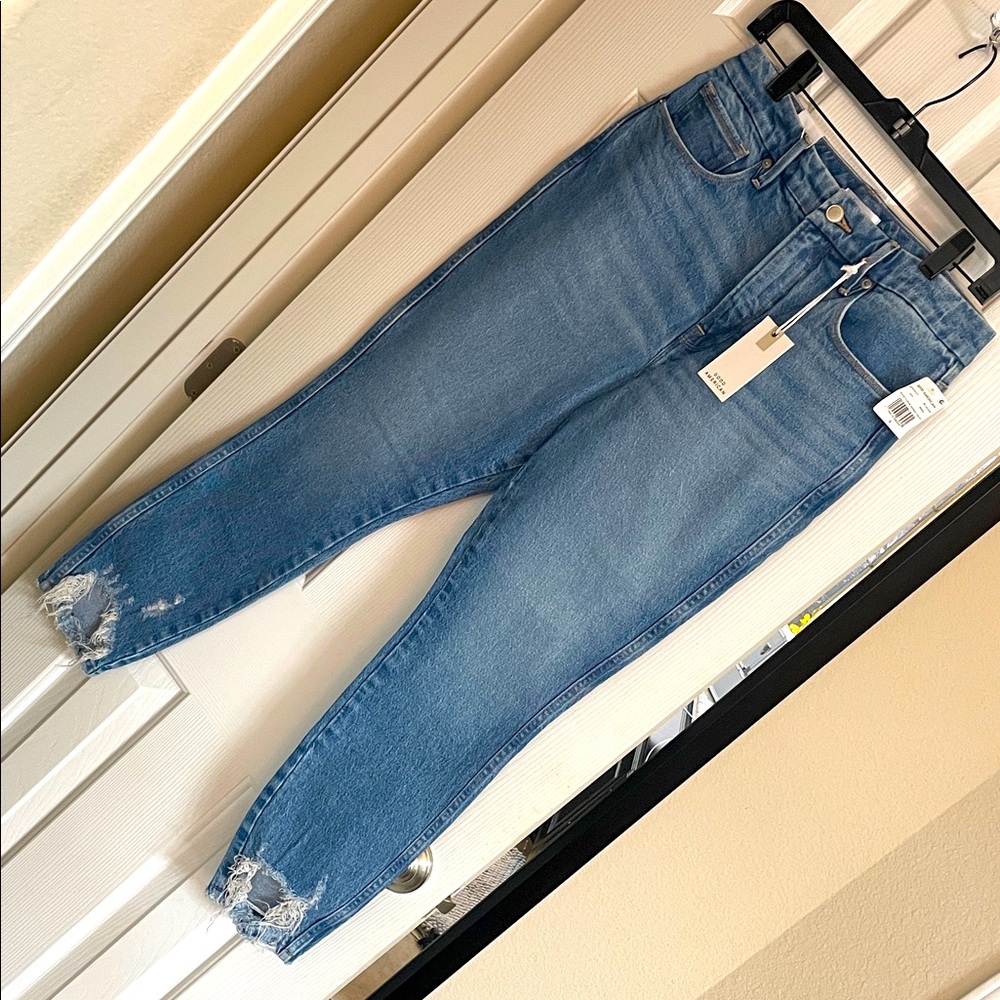 Good American Jeans. Good Curve Skinny Crop . NEW w tags